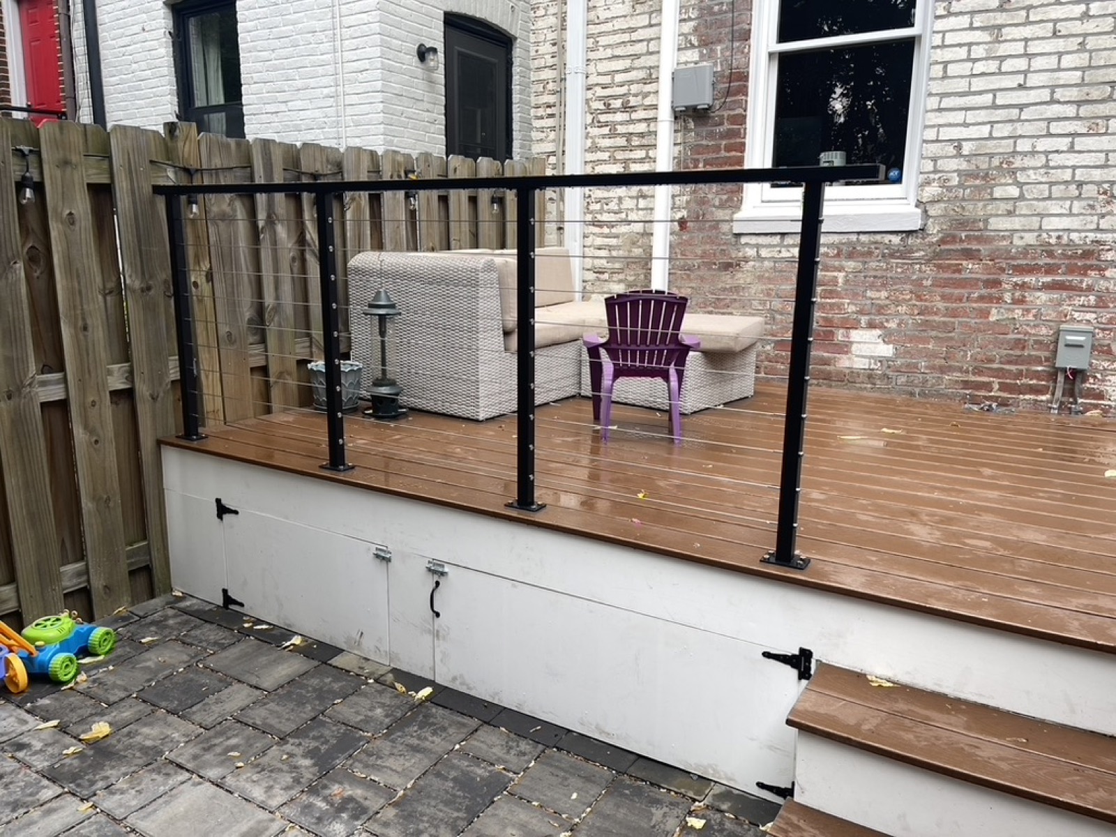 Cable rail deck storage skirting