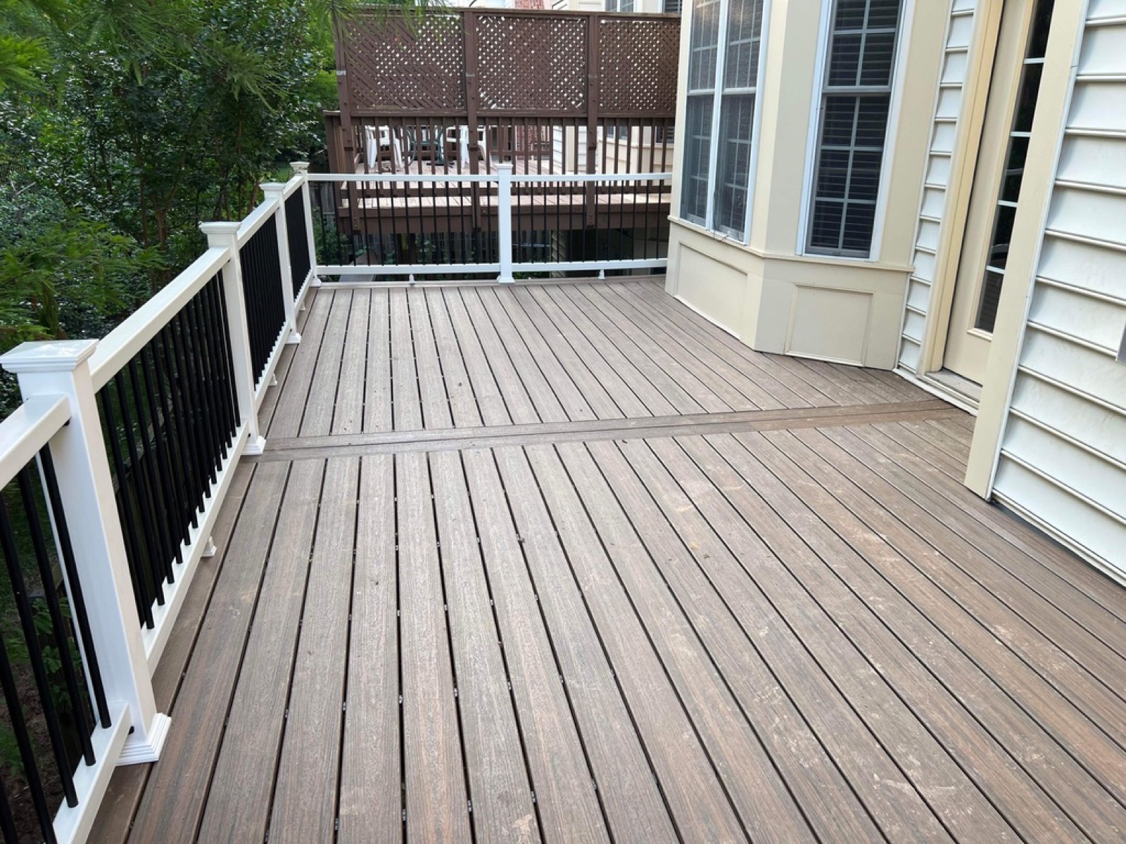 Composite deck white railing maryland