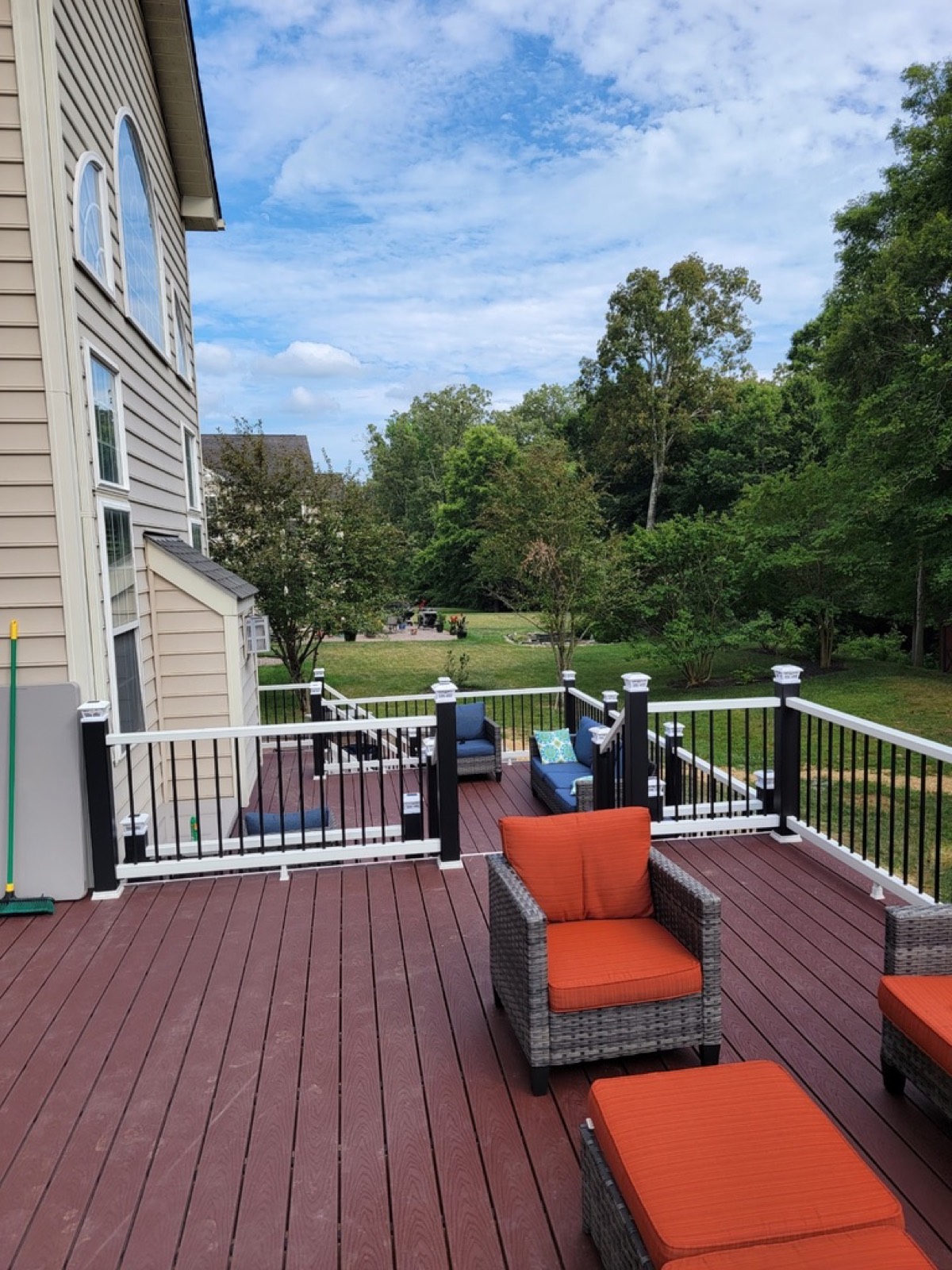 Deck white vinyl rail steps