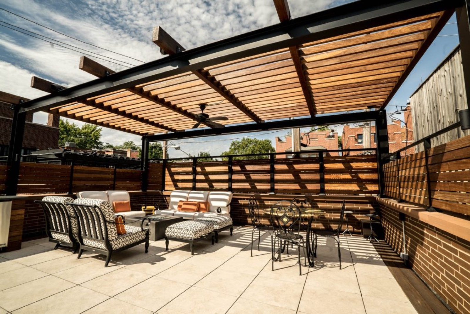 Rooftop pergola lounge Ipe slats DC