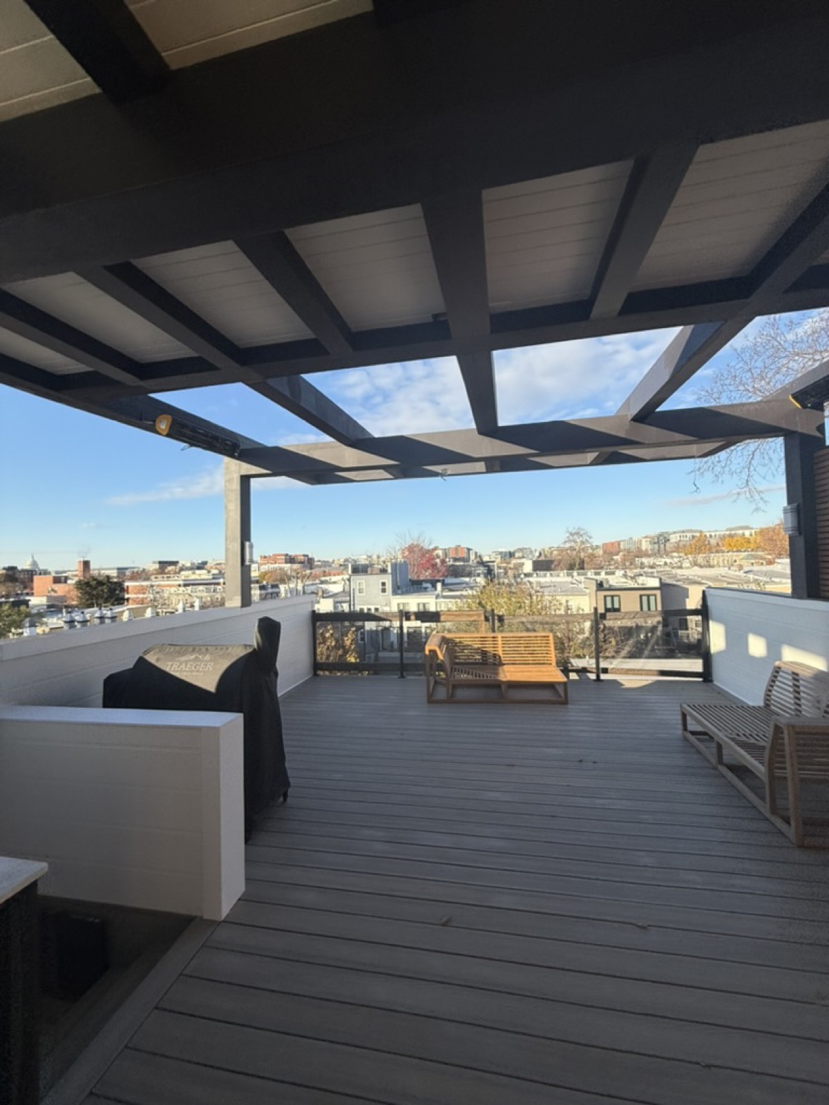 Rooftop terrace pergola alternate view